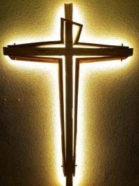 Kreuz am Roncalli-Zentrum